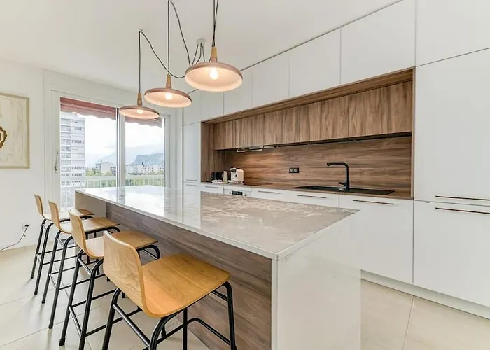 117 Liberation Apartment