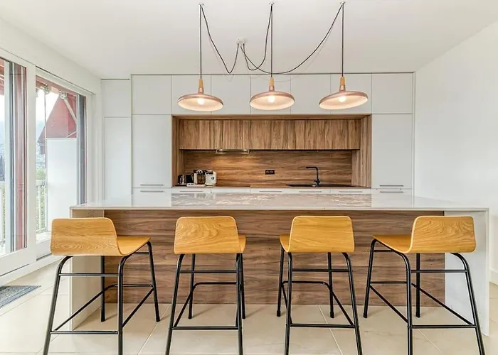 117 Liberation Apartment